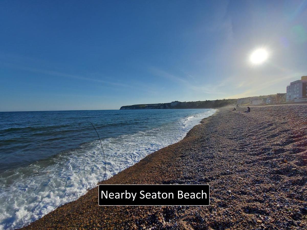 Apartamento Minutes From Lyme Regis Self-catering With Stunning Countryside Views & Double Bath *